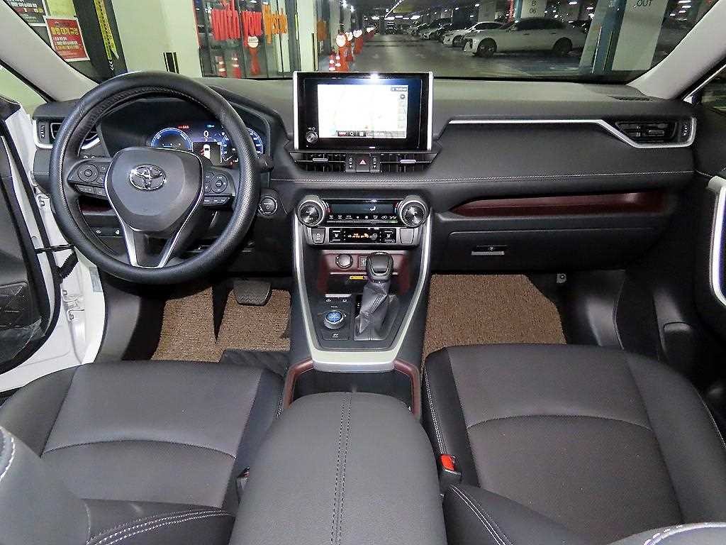 토요타 라브4 RAV4(5세대) 2.5 4WD 하이브리드 LTD 이미지 10