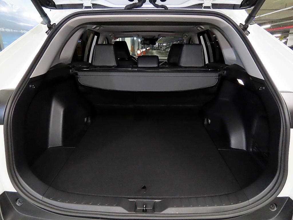 토요타 라브4 RAV4(5세대) 2.5 4WD 하이브리드 LTD 이미지 17