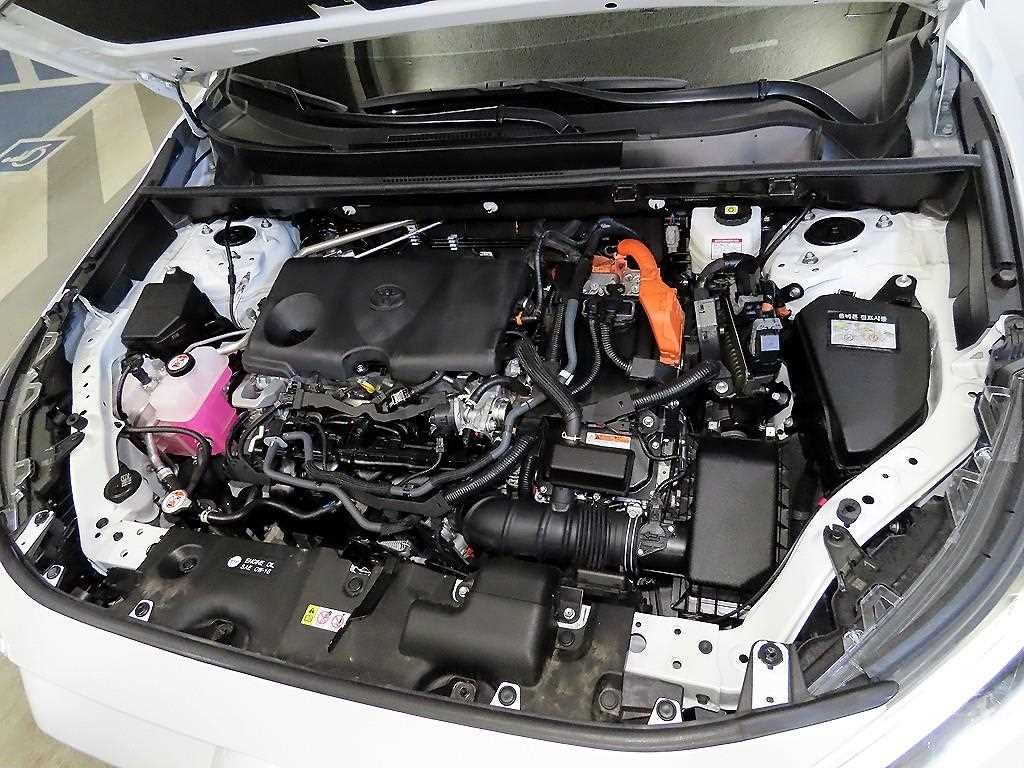 토요타 라브4 RAV4(5세대) 2.5 4WD 하이브리드 LTD 이미지 19