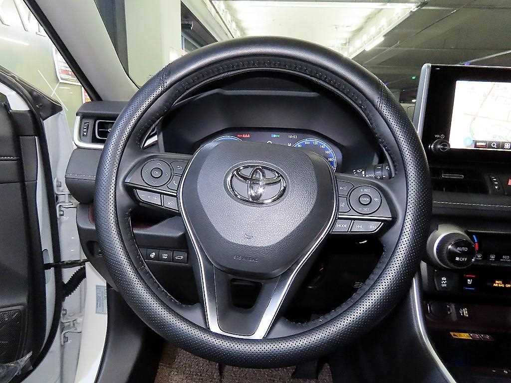 토요타 라브4 RAV4(5세대) 2.5 4WD 하이브리드 LTD 이미지 8