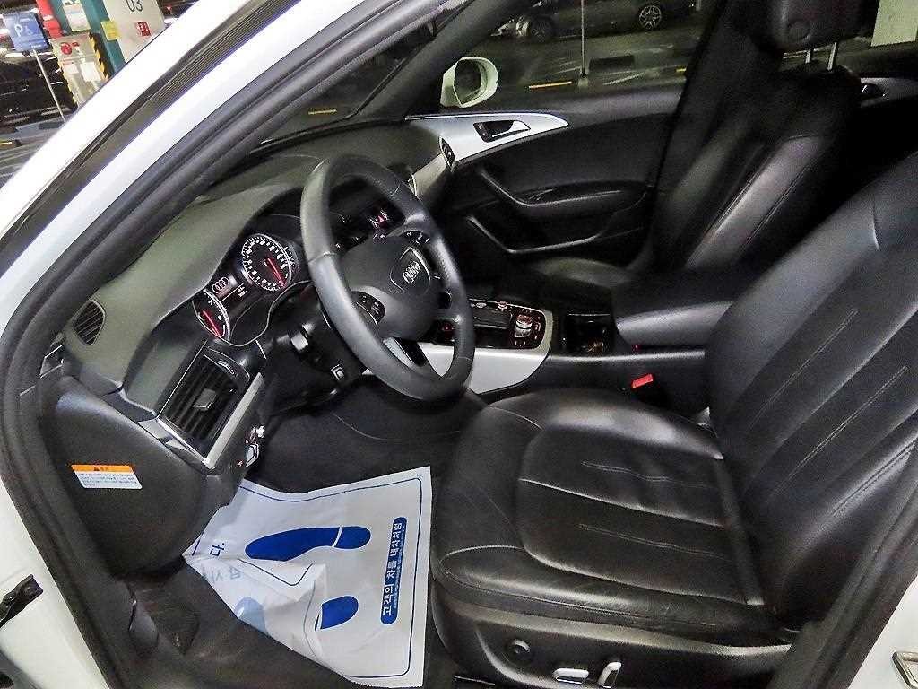 아우디 A6 뉴A6 40 TFSI 기본형 이미지 6