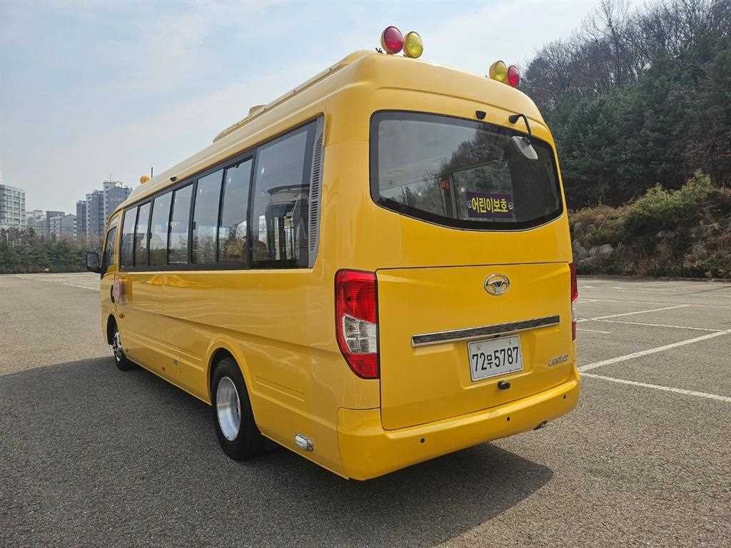 중대형버스 중형대우버스 레스타 어린이버스 이미지 4