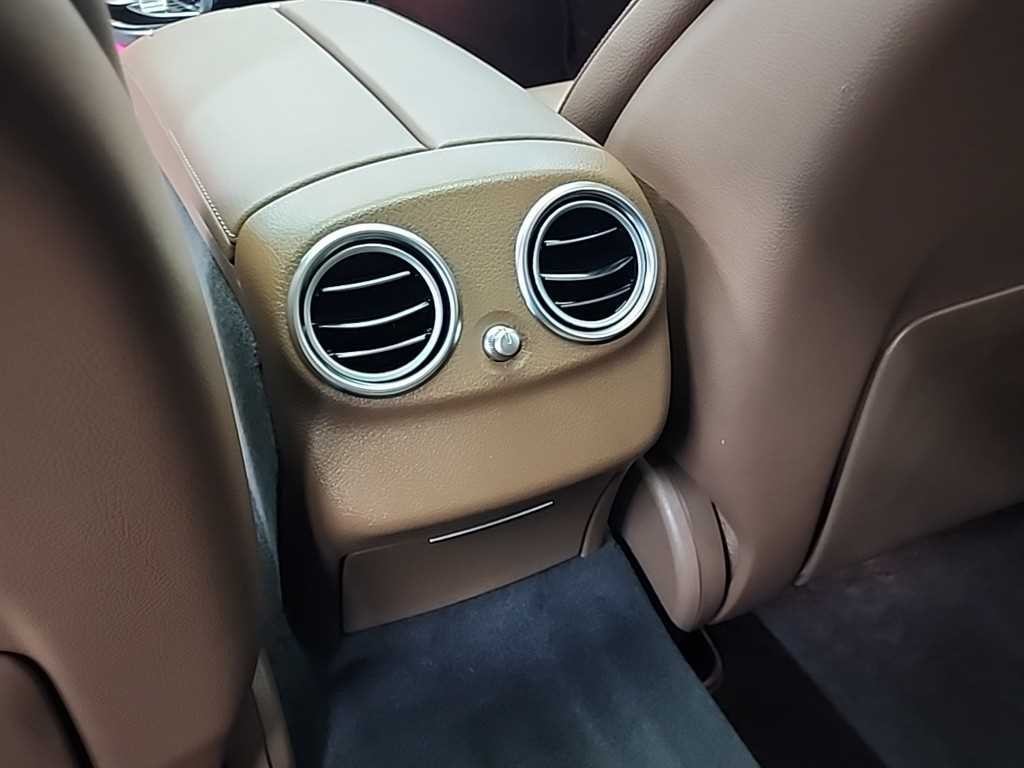 벤츠 E 클래스 E-클래스 W213 E200 아방가르드 이미지 13