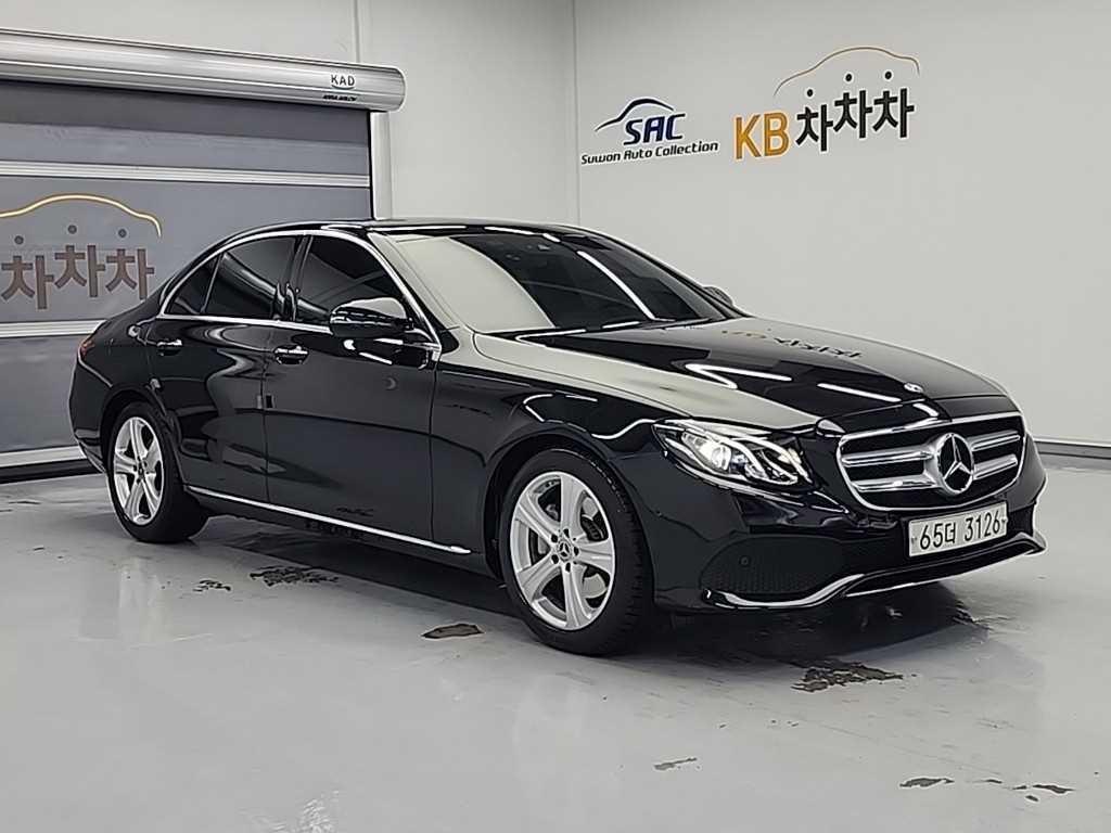 벤츠 E 클래스 E-클래스 W213 E200 아방가르드 이미지 4