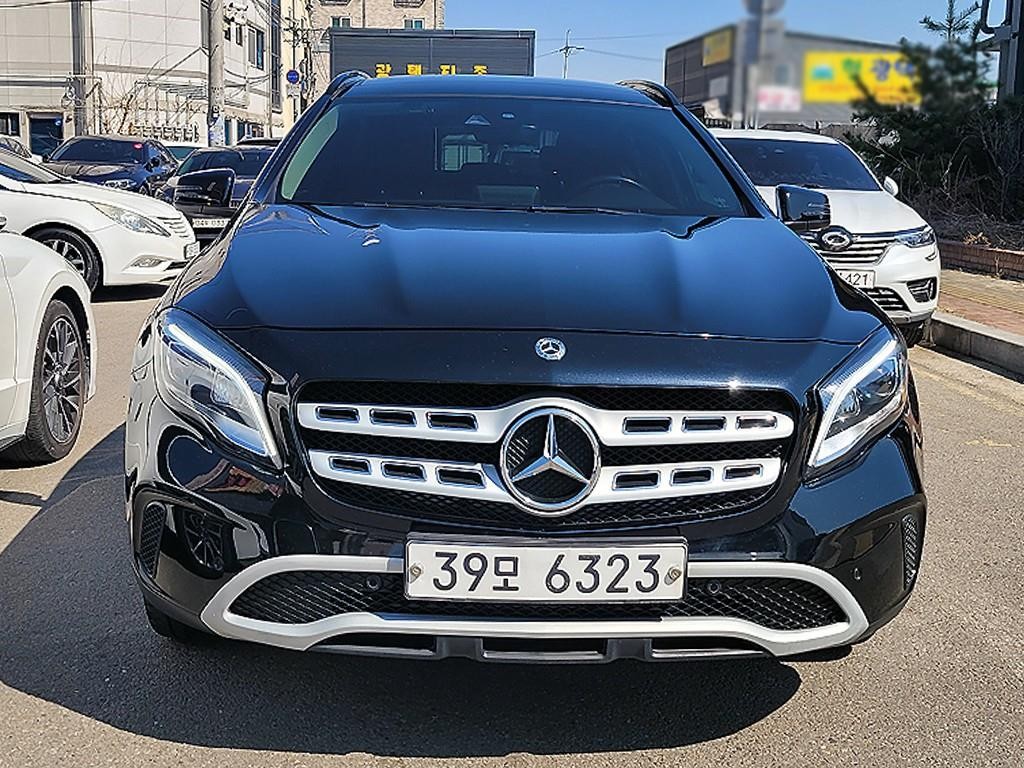 벤츠 GLA 클래스 GLA클래스 X156 GLA220 이미지 1