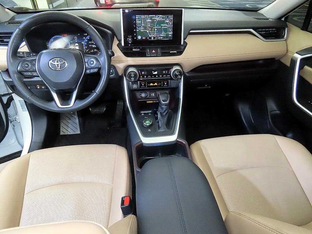 토요타 라브4 RAV4(5세대) 2.5 4WD 하이브리드 LTD 이미지 10