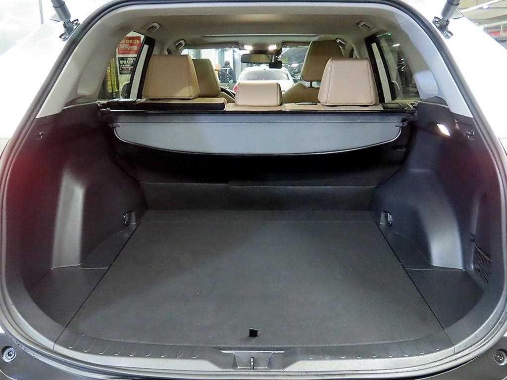 토요타 라브4 RAV4(5세대) 2.5 4WD 하이브리드 LTD 이미지 17