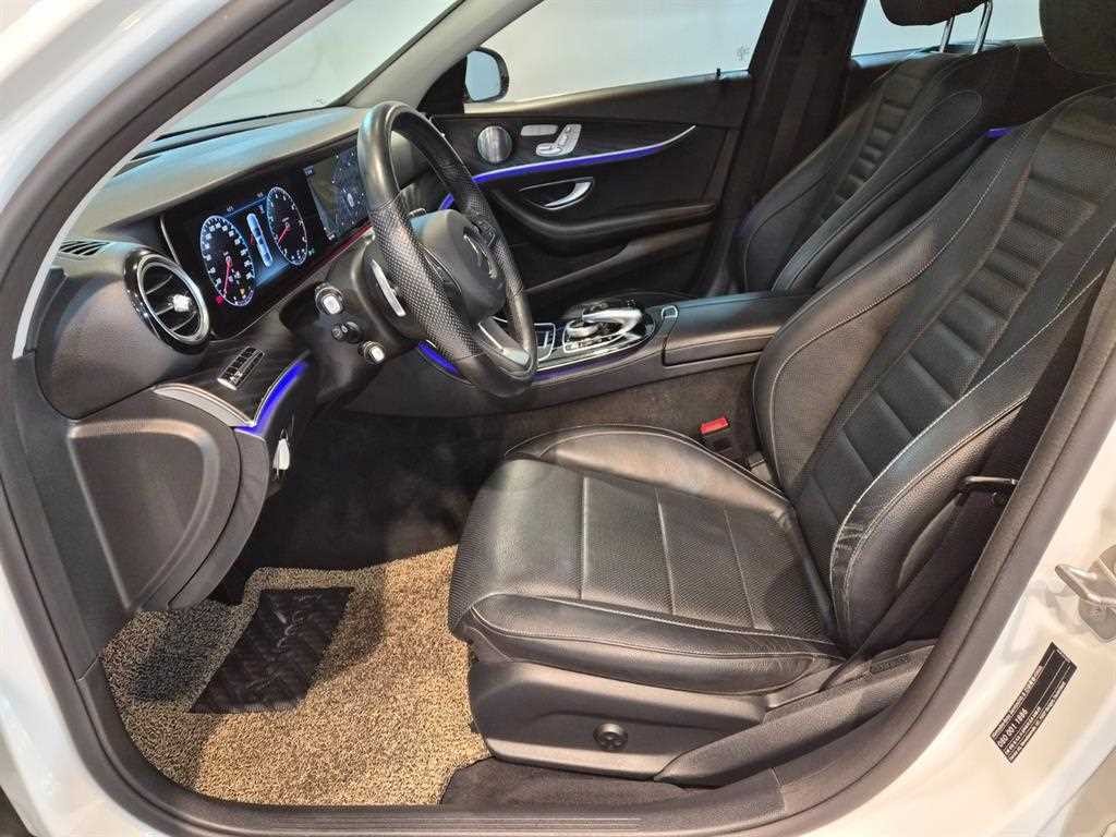 벤츠 E 클래스 E-클래스 W213 E300 4MATIC 아방가르드 이미지 10