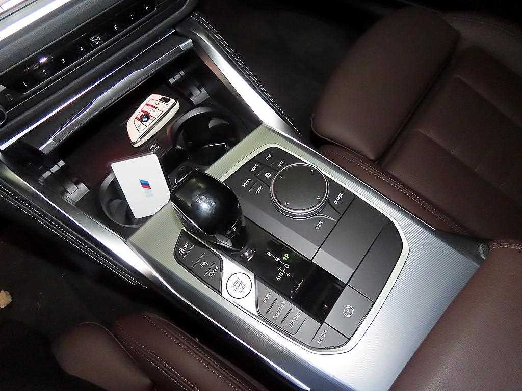 BMW 4시리즈 4시리즈 (G22) 420i 그란쿠페 M 스포츠 이미지 12