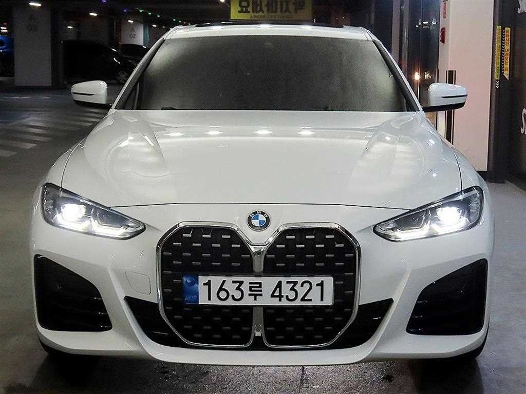 BMW 4시리즈 4시리즈 (G22) 420i 그란쿠페 M 스포츠 이미지 2