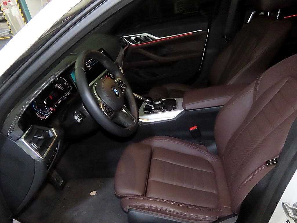 BMW 4시리즈 4시리즈 (G22) 420i 그란쿠페 M 스포츠 이미지 6