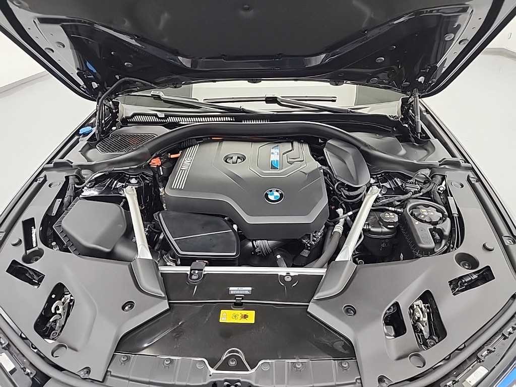 BMW 5시리즈 5시리즈 (G30) 530e M 스포츠 이미지 5