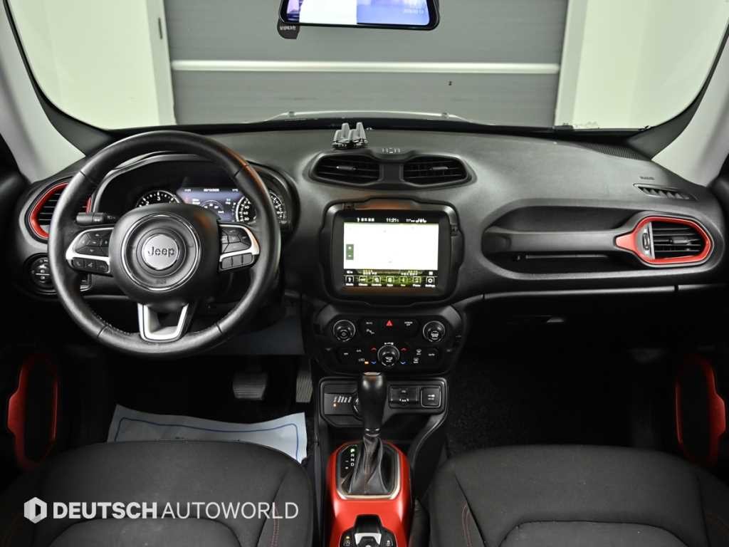 지프 레니게이드 2.0 디젤 론지튜드 AWD 기본형 이미지 7