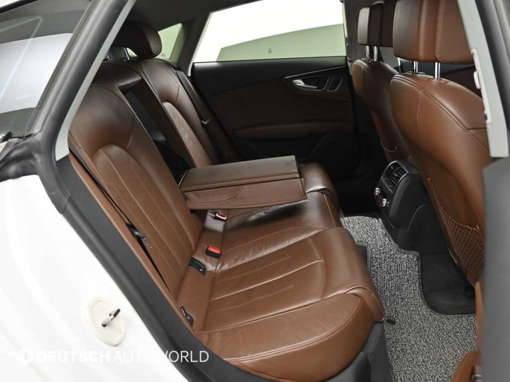 아우디 A7 45 TDI 콰트로 이미지 12