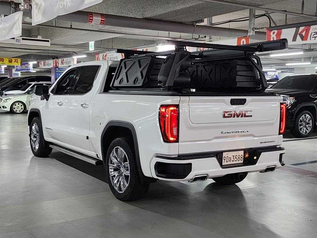 GMC 시에라 드날리 이미지 2