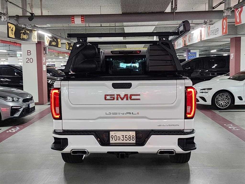 GMC 시에라 드날리 이미지 4