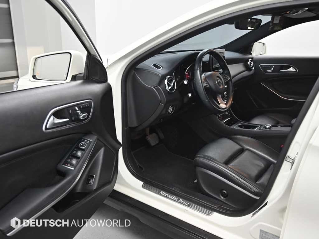 벤츠 GLA 클래스 GLA클래스 X156 GLA220 프리미엄 이미지 11