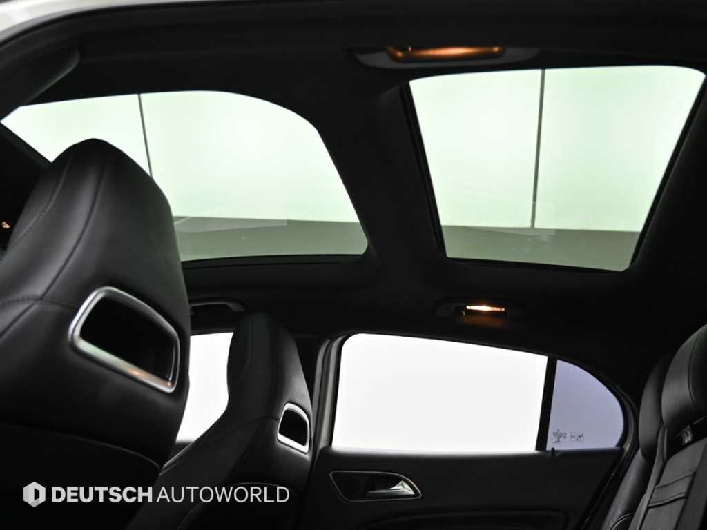 벤츠 GLA 클래스 GLA클래스 X156 GLA220 프리미엄 이미지 18