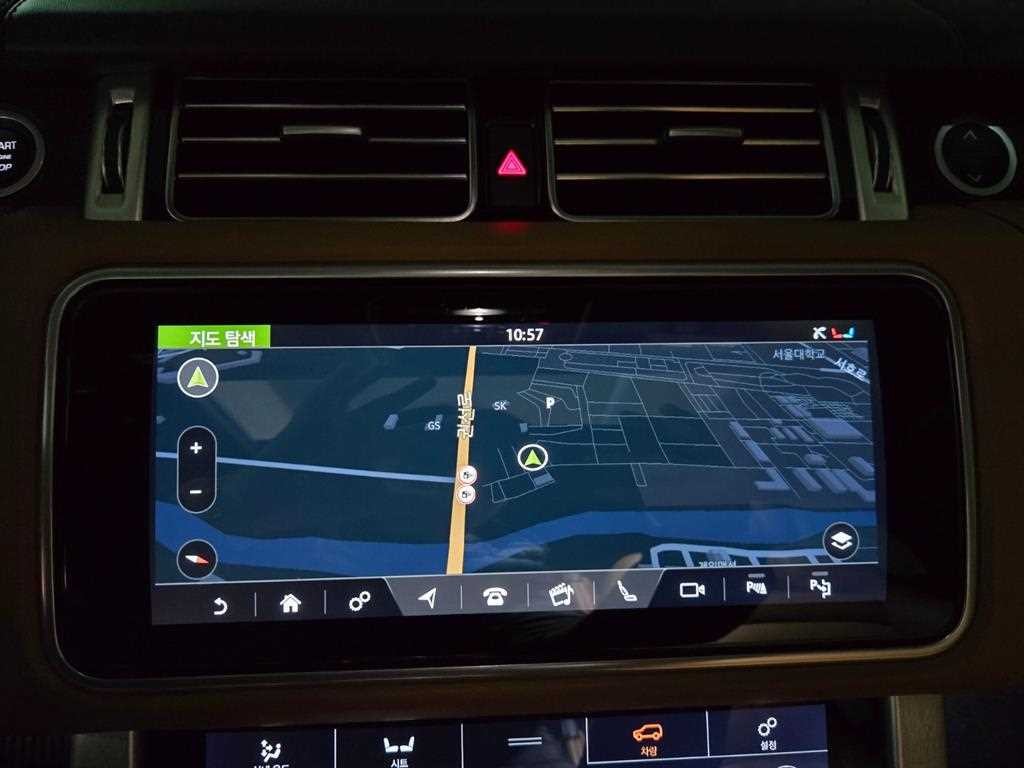 랜드로버 레인지로버 레인지로버 4세대 4.4 SDV8 AB LWB 디젤 이미지 12