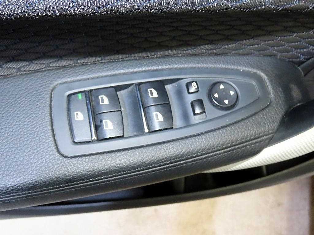 BMW 1시리즈 1시리즈 (F20) 118d M 스포츠 섀도우 에디션 이미지 13