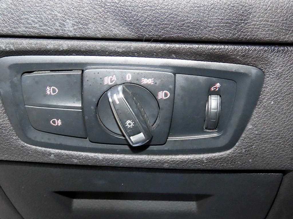 BMW 1시리즈 1시리즈 (F20) 118d M 스포츠 섀도우 에디션 이미지 14