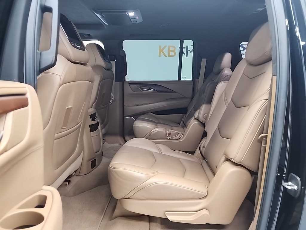 캐딜락 에스컬레이드 6.2 V8 ESV 이미지 12