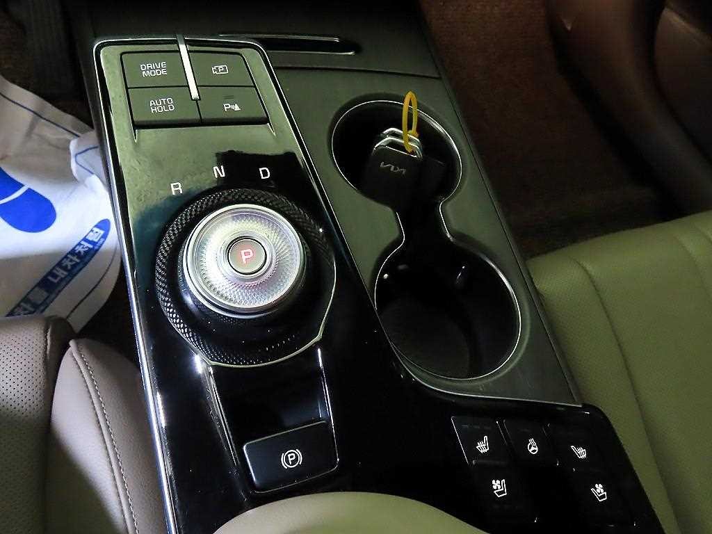 기아 K8 2.5 2WD 노블레스 이미지 8
