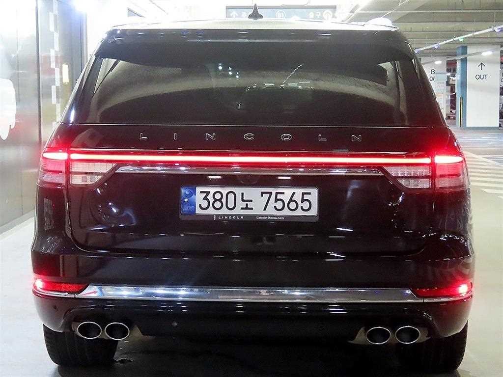 링컨 에비에이터 에비에이터 2세대 3.0 블랙라벨 AWD 이미지 5