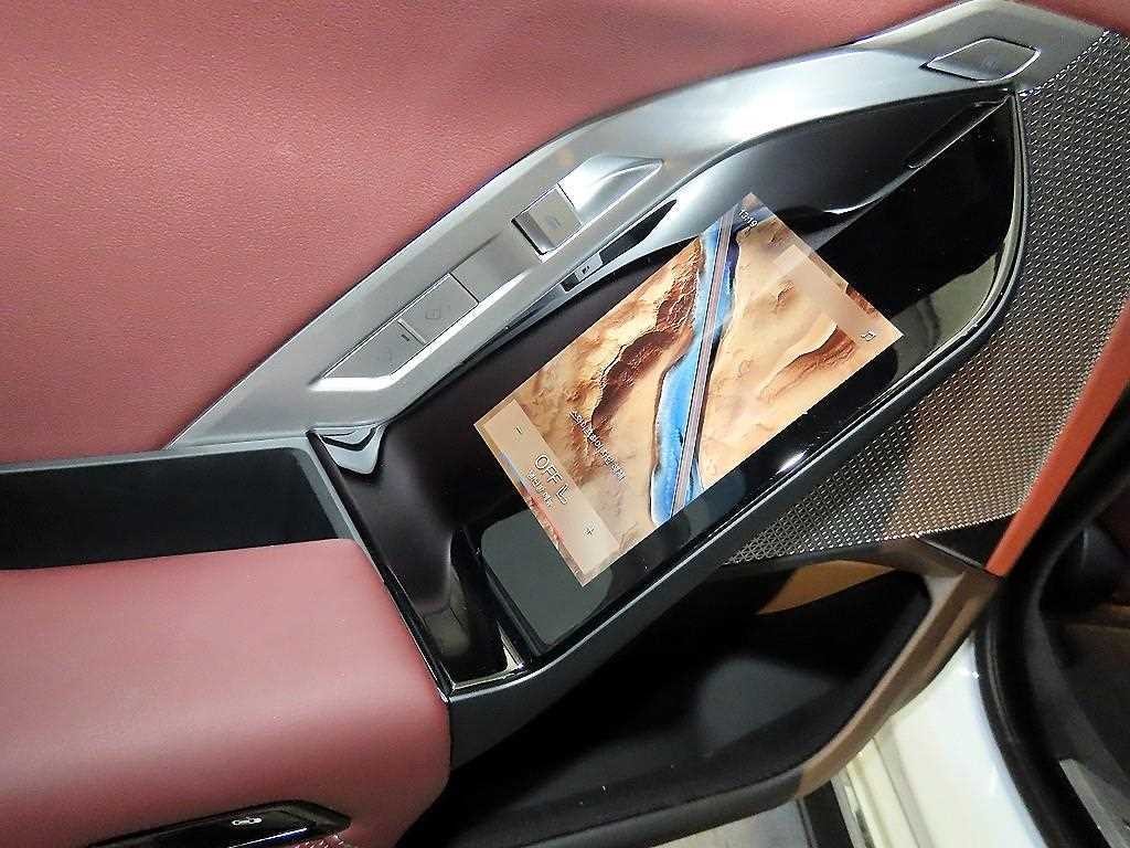 BMW 7시리즈 7시리즈 (G70) 740d xDrive M 스포츠 이미지 14