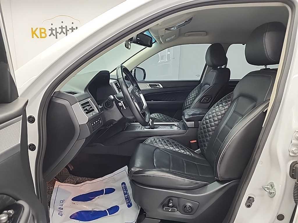 KG모빌리티(쌍용) 렉스턴 올 뉴 렉스턴 (Y450) 디젤 2.2 4WD 프레스티지 이미지 11