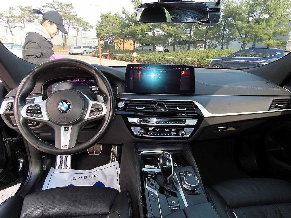 BMW 그란투리스모 6시리즈 GT (G32) 620d xDrive M 스포츠 이미지 7
