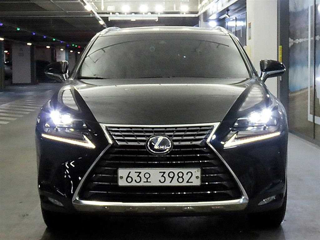 렉서스 NX NX 300h 슈프림 이미지 2