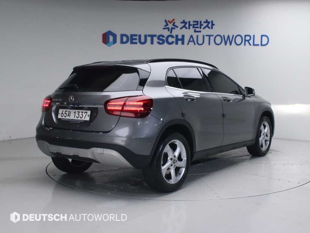 벤츠 GLA 클래스 GLA클래스 X156 GLA220 이미지 2