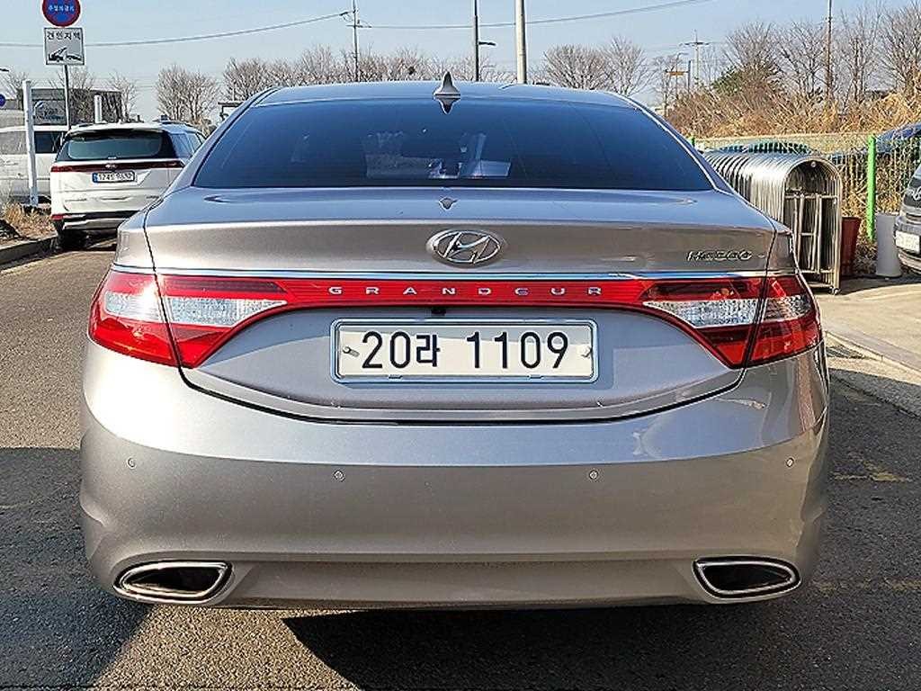 현대 그랜저 그랜저 HG HG300 NOBLE 이미지 3