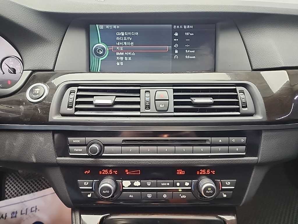 BMW 5시리즈 5시리즈 (F10) 520d 이미지 10