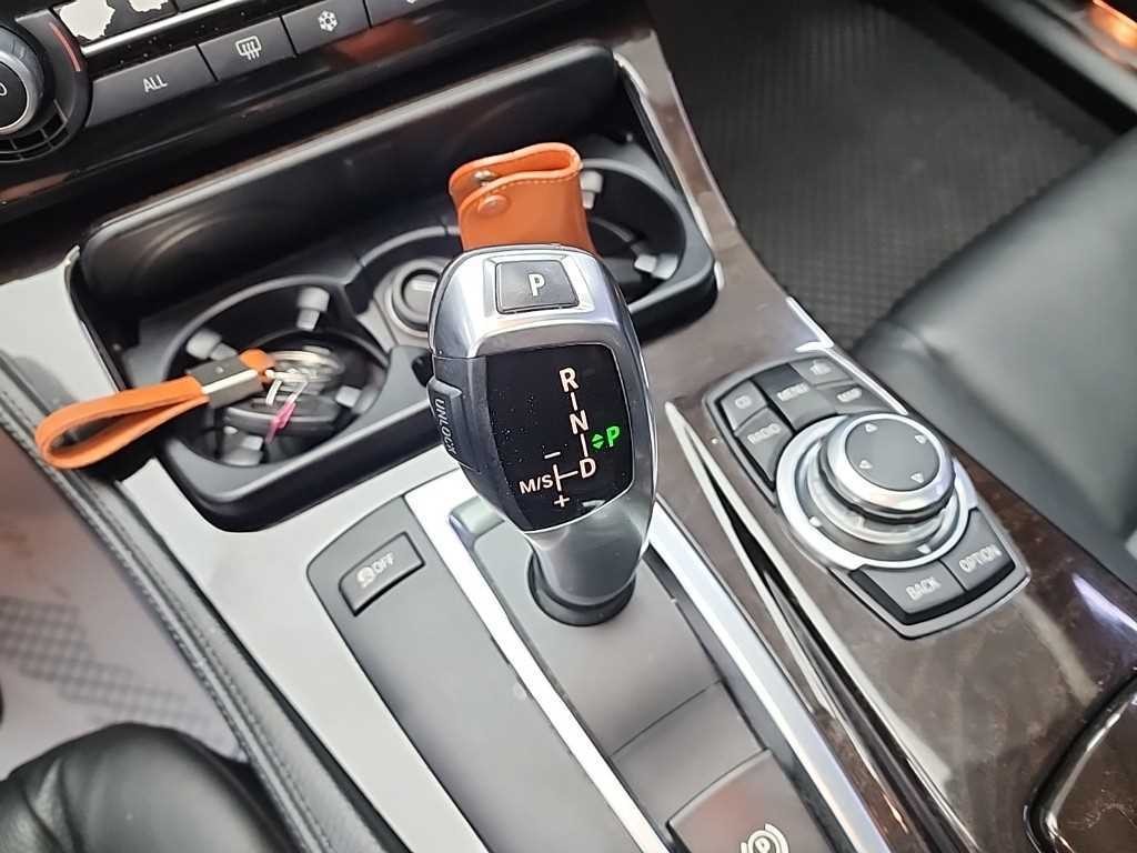 BMW 5시리즈 5시리즈 (F10) 520d 이미지 8