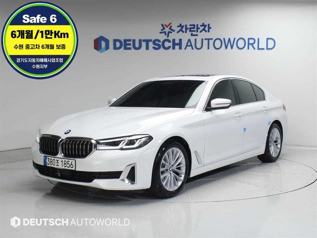 BMW 5시리즈 5시리즈 (G30) 520i 럭셔리 이미지 1