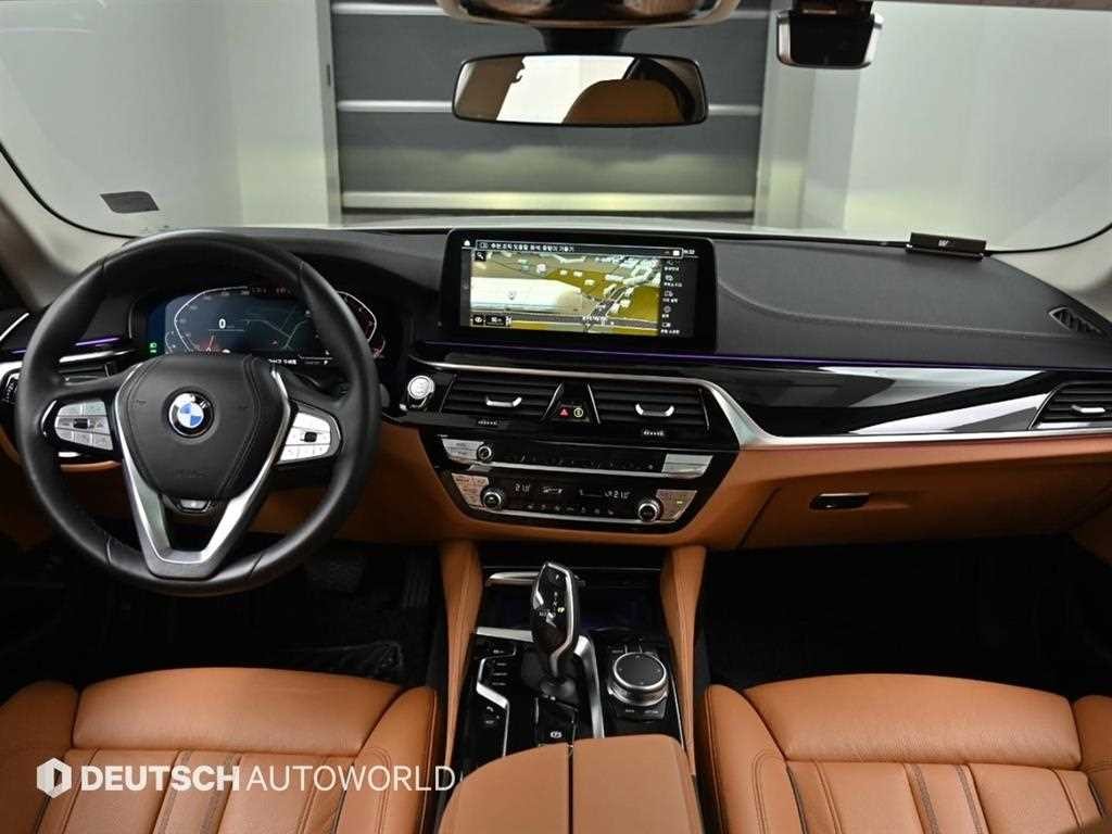 BMW 5시리즈 5시리즈 (G30) 520i 럭셔리 이미지 7