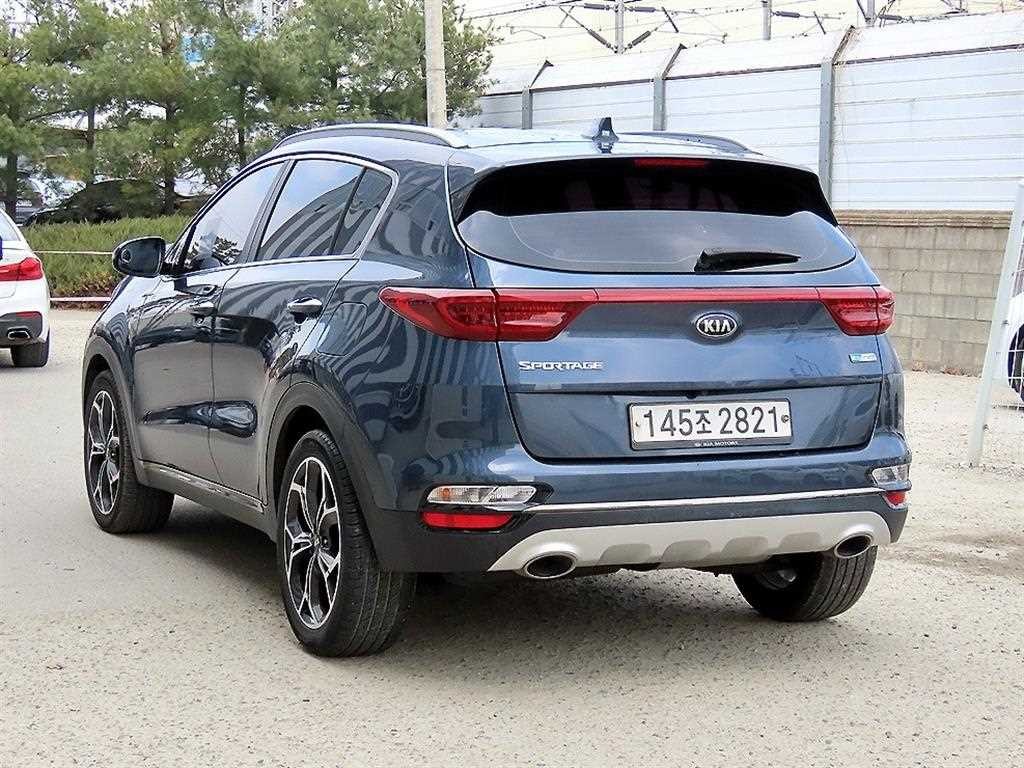 기아 스포티지 스포티지 더 볼드 2.0 디젤 2WD 프레스티지 이미지 3