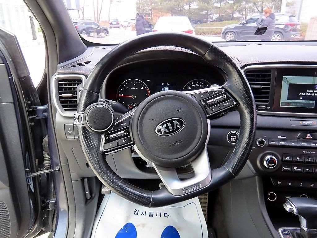 기아 스포티지 스포티지 더 볼드 2.0 디젤 2WD 프레스티지 이미지 8