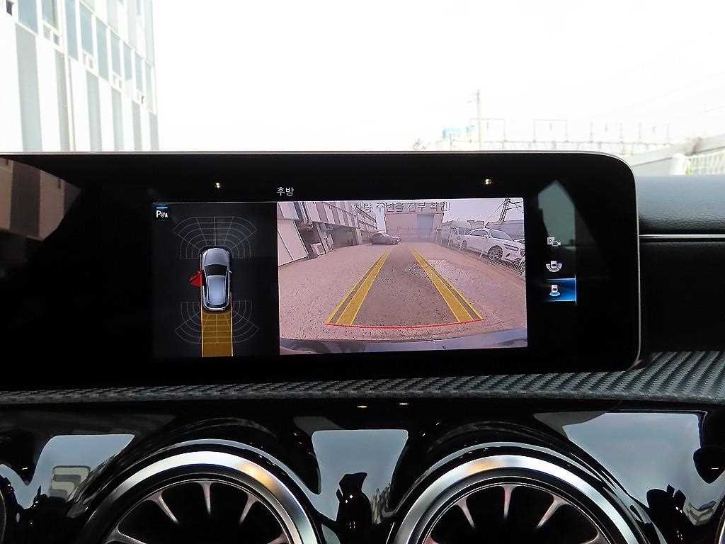 벤츠 A 클래스 A클래스 W177 A220 해치백 이미지 14