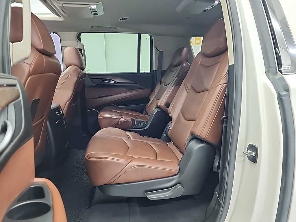 캐딜락 에스컬레이드 6.2 V8 ESV 이미지 12