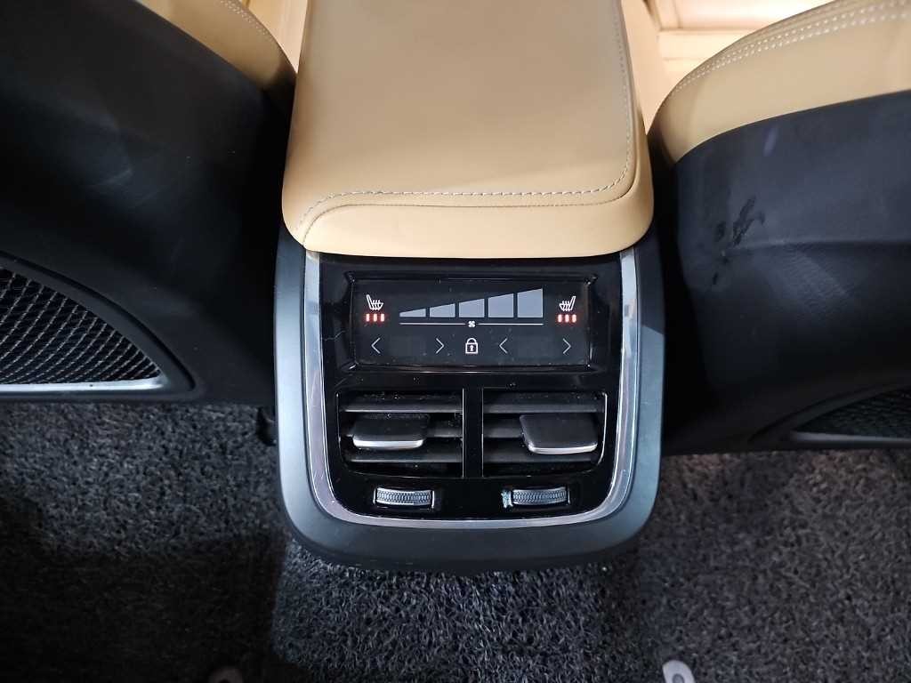 볼보 S60 S60(3세대) B5 인스크립션 이미지 13