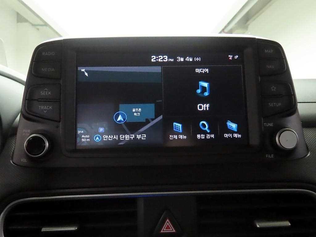 현대 코나 디젤 1.6 2WD 프리미엄 이미지 17