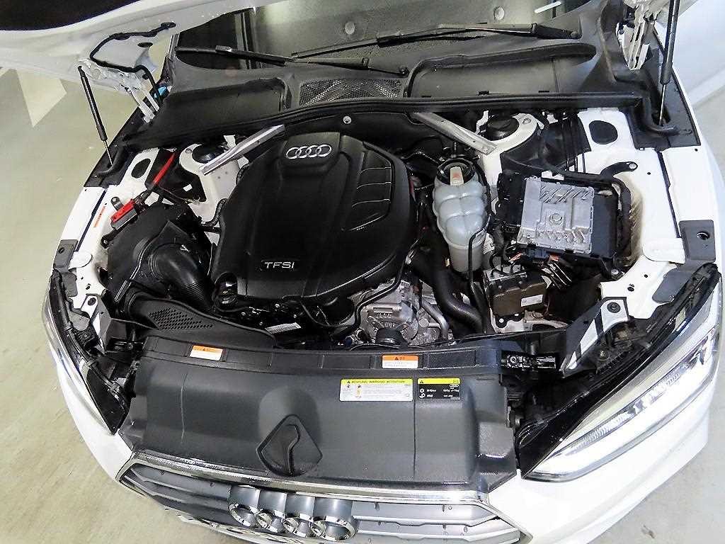 아우디 A5 A5 (F5) 45 TFSI 콰트로 프리미엄 스포트백 이미지 19
