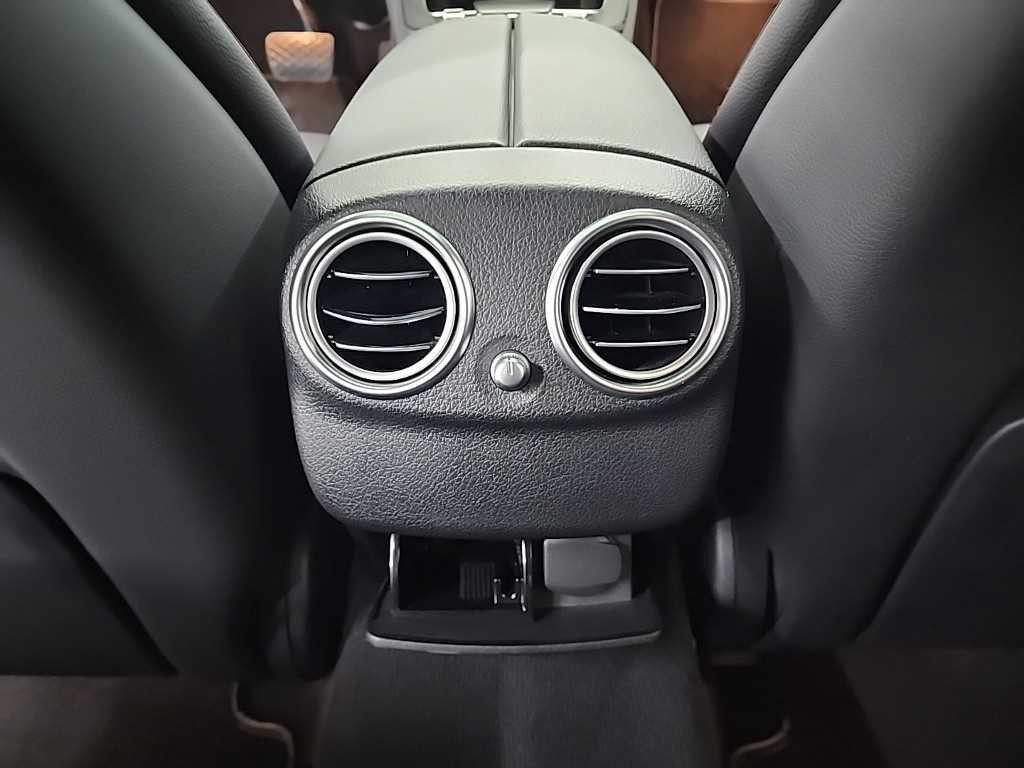 벤츠 E 클래스 E-클래스 W213 E250 AMG Line 이미지 14