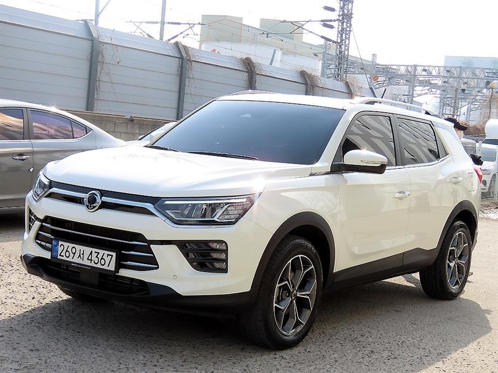 KG모빌리티(쌍용) 코란도 뷰티풀코란도 2WD 가솔린 1.5 C7 이미지 2