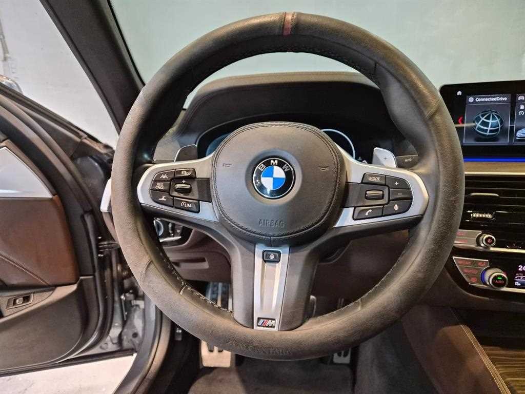BMW 5시리즈 5시리즈 (G30) 530i xDrive M 스포츠 플러스 이미지 8