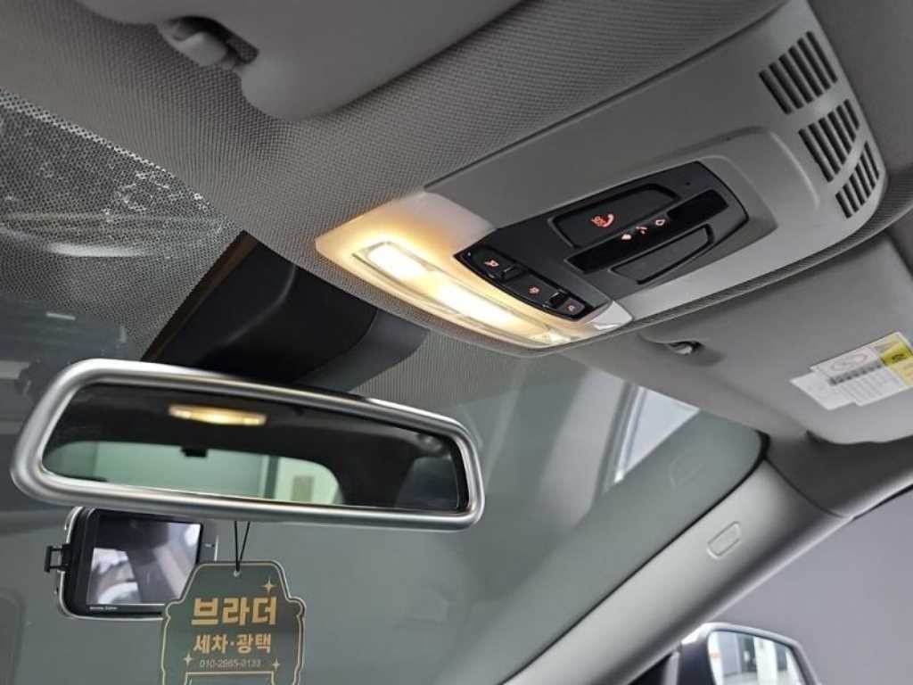 BMW 그란투리스모 3시리즈 GT (F34) GT 320D 럭셔리 이미지 15