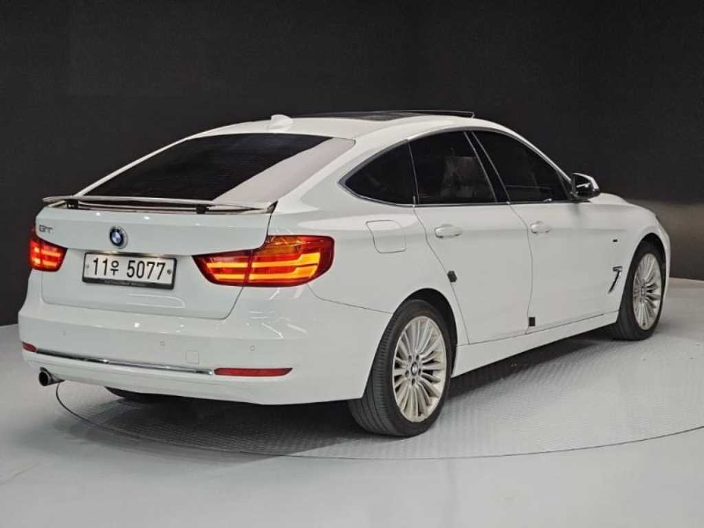 BMW 그란투리스모 3시리즈 GT (F34) GT 320D 럭셔리 이미지 4